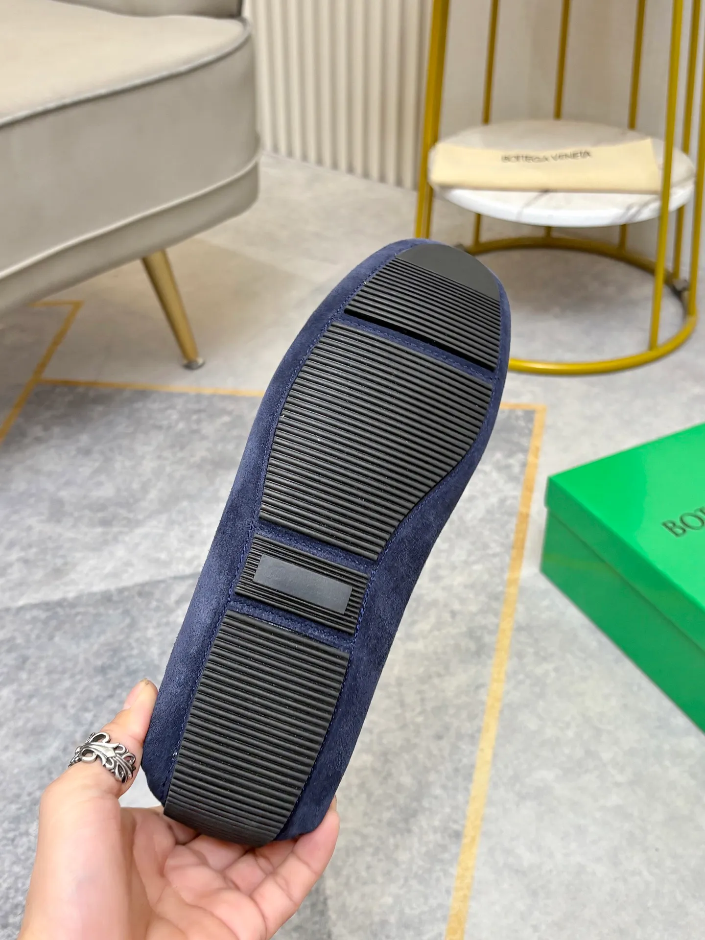 P420💰 (Niu Li + Niu Pad) [BV] The latest hot style‼ ️Casual men's shoes, uppers imported first-layer cowhide ➕Full imported cowhide lining✔️Exquisite workmanship, excellent foot feel, special rubber soles✔️, cool and fashionable, the latest fashion, fashionable outsole, hurry up.  Code number: 38-44 (can be customized to 37.45, non-refundable)